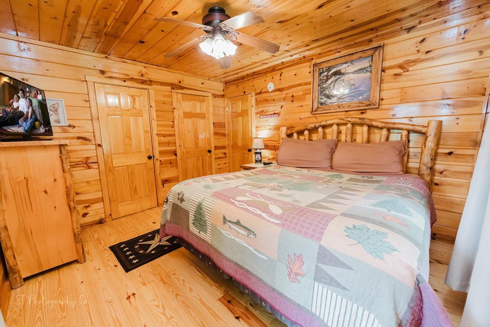 Little Sugar Camp Villa Sevierville Exterior photo