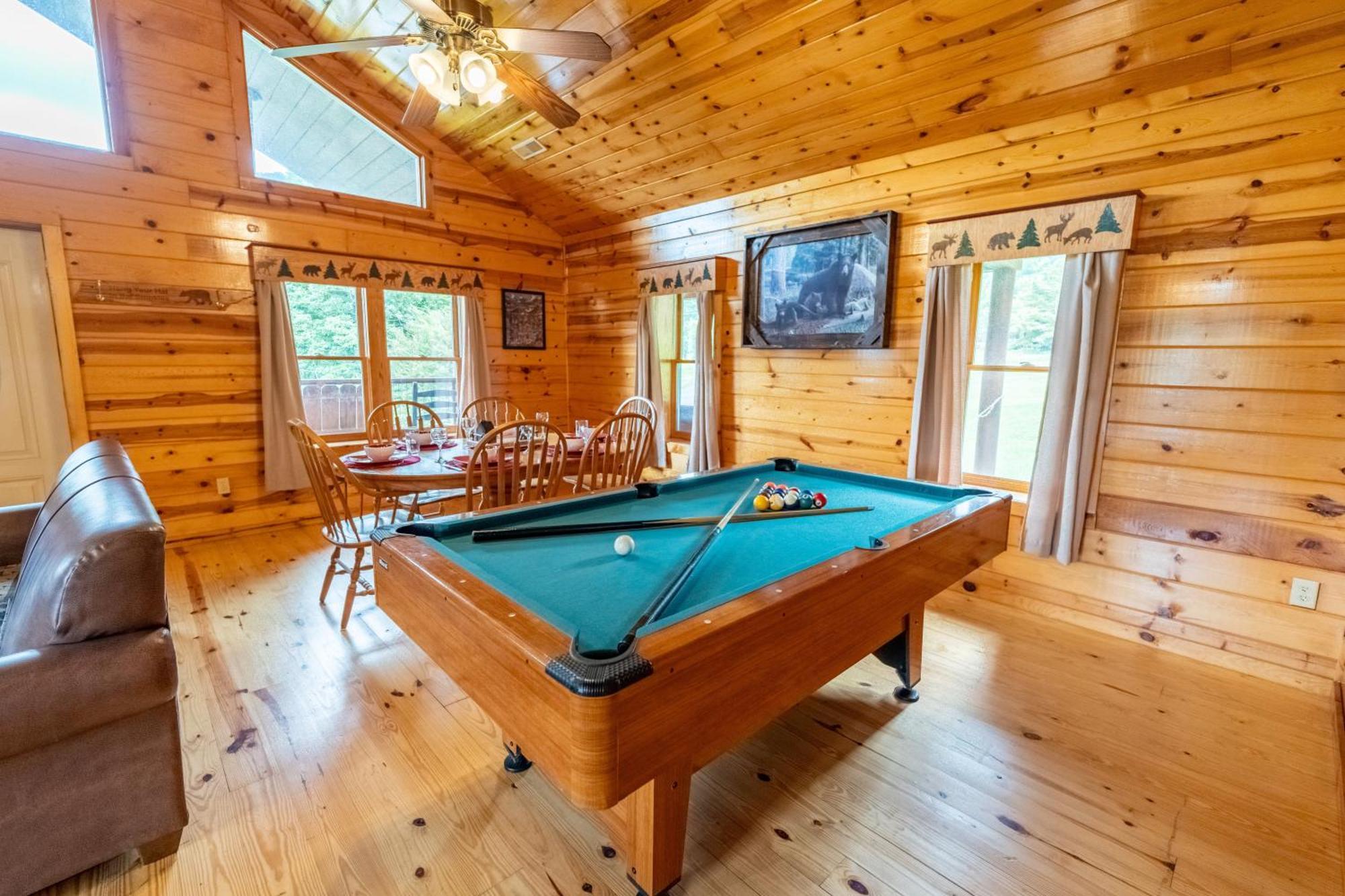 Little Sugar Camp Villa Sevierville Exterior photo